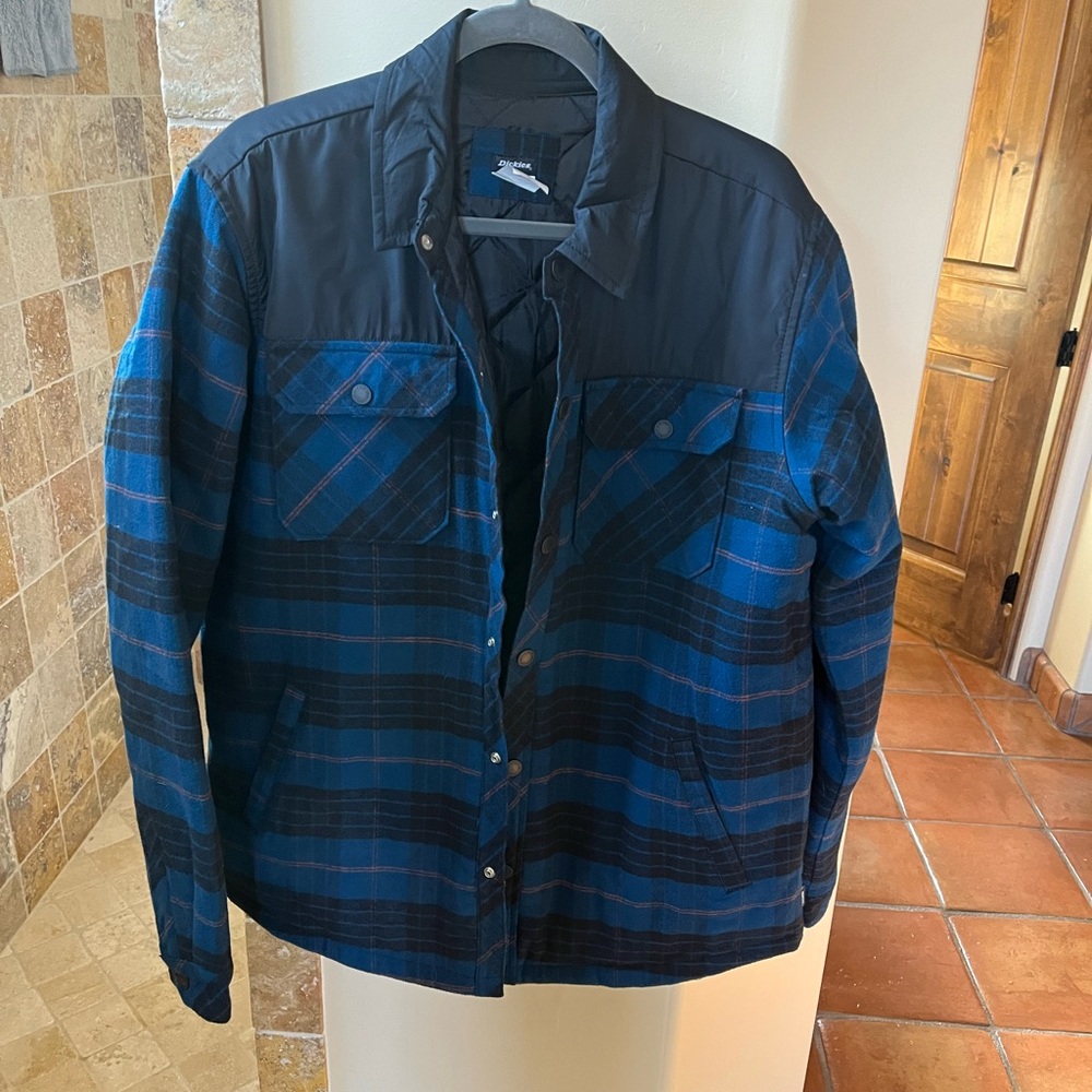 Mens Large Dickies plaid and black snap front jacket